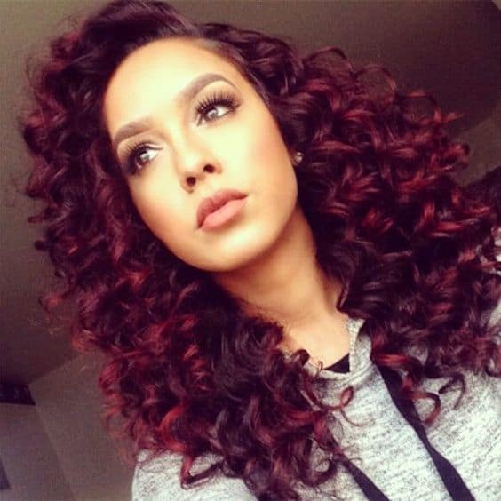 "How To Be Hotter? Copy These 17+ Medium Long Curly Hairstyles For Women With Medium Hair curly hairstyles haircuts for semi curly hair curly hair women long curly hairstyles layered haircut for curly hair medium length"