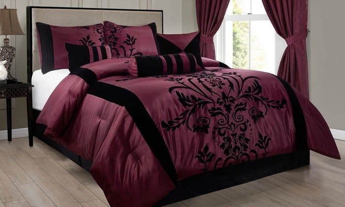 burgundy and gray bedroom romantic bedroom bedrooms for couples burgundy bedrooms for couples burgundy bedding burgundy quilt