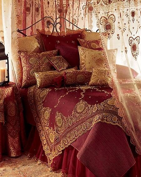 burgundy and yellow bedroom romantic bedroom bedrooms for couples burgundy bedrooms for couples burgundy bedding burgundy quilt