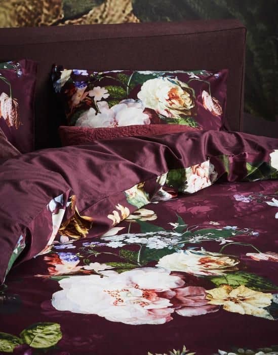  burgundy bedroom romantic bedroom ideas bedrooms for couples burgundy bedrooms for couples burgundy bedding burgundy quilt