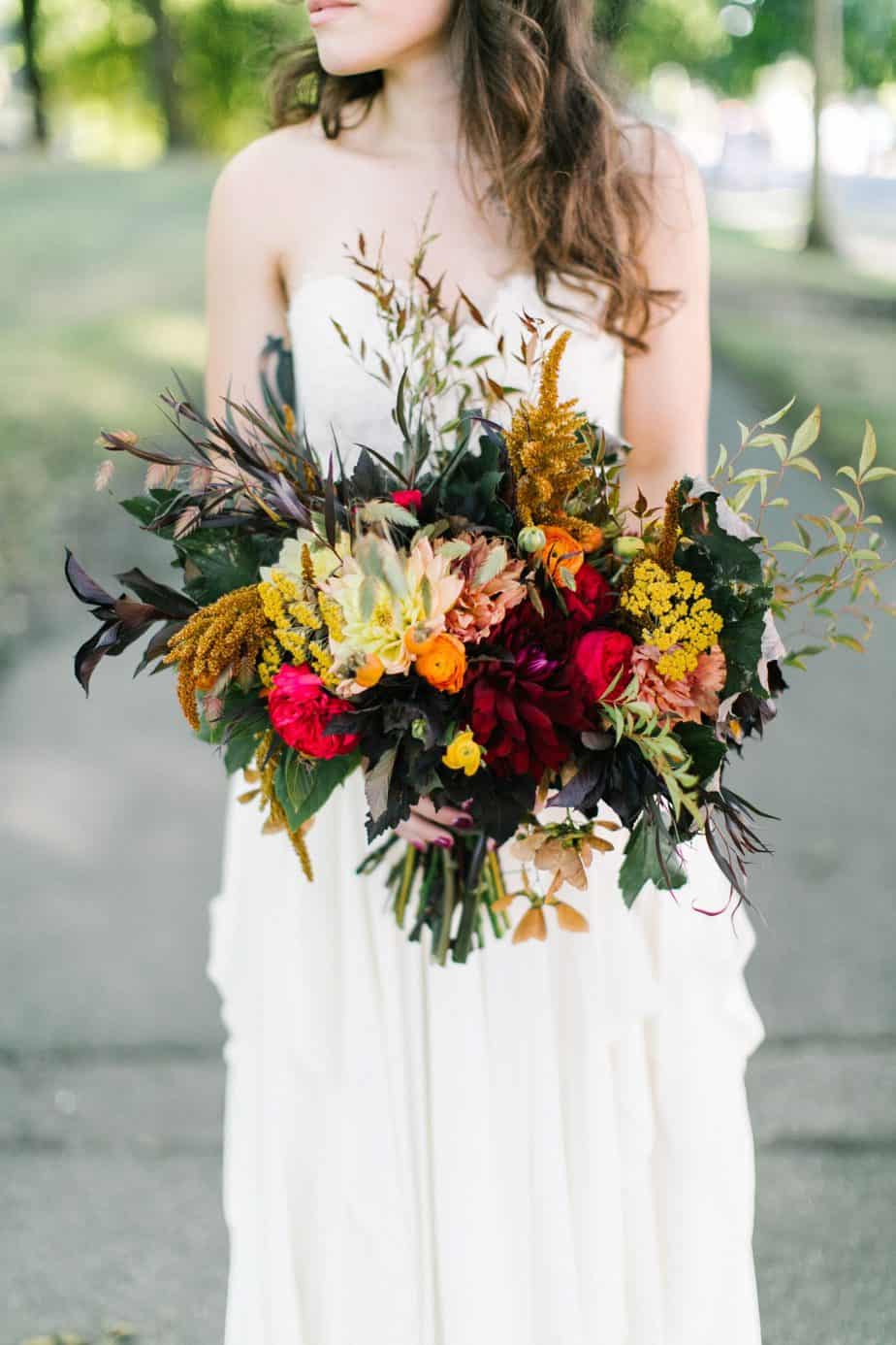 23+ Yellow And Burgundy Wedding Color Scheme Ideas To Copy In 2022