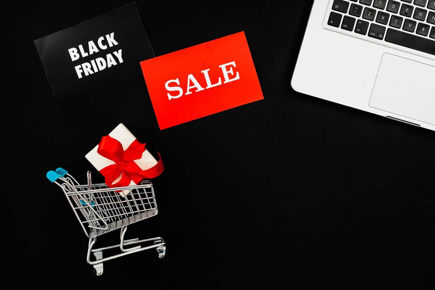 Black Friday Safety Tips: How to Navigate the Shopping Frenzy