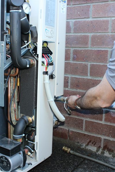 essential heat pump maintenance tips every homeowner should follow